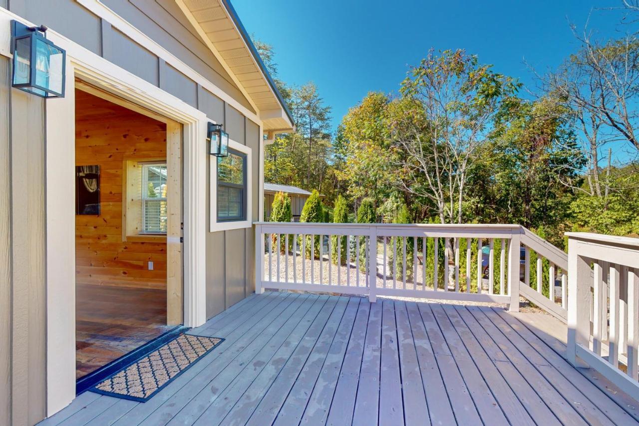 Whiskey Barrel Retreat Villa Sevierville Ngoại thất bức ảnh