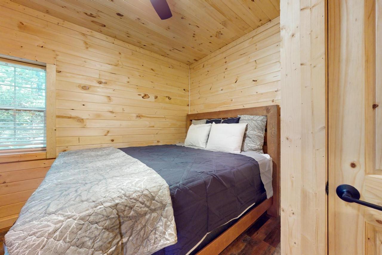 Whiskey Barrel Retreat Villa Sevierville Ngoại thất bức ảnh