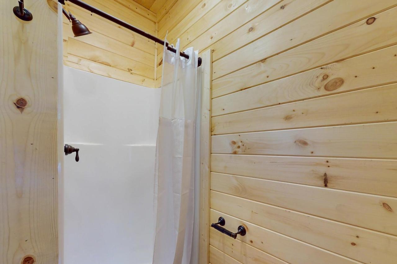 Whiskey Barrel Retreat Villa Sevierville Ngoại thất bức ảnh
